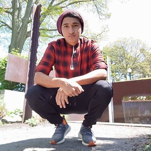 Meet your Posher, Daniel